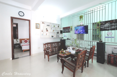 CIRCLE HOMESTAY